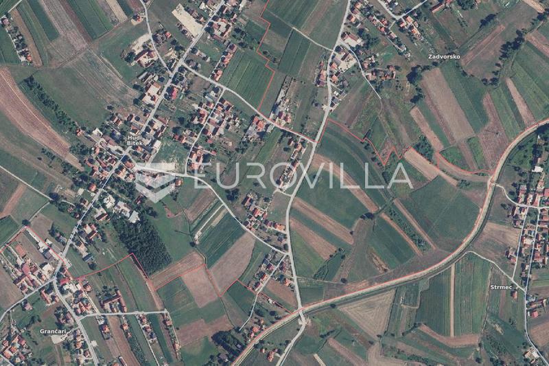 Загреб, Брезовица, земельный участок под застройку площадью 2.446 м²