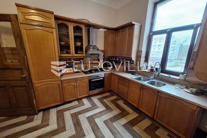 Karlovac, Rakovac, 137 m² lejlighed med garage på en fremragende beliggenhed - 4