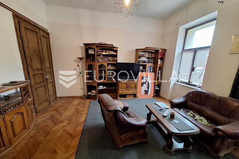 Karlovac, Rakovac, 137 m² lejlighed med garage på en fremragende beliggenhed - 1