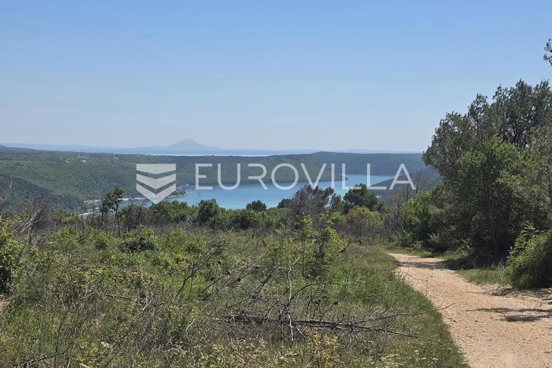 Istria, Puntera - Building Plots 1049 m² with Stunning Open Sea Views - 2