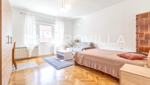 Zagreb, Medvedgradska, trosoban stan od 78 m2