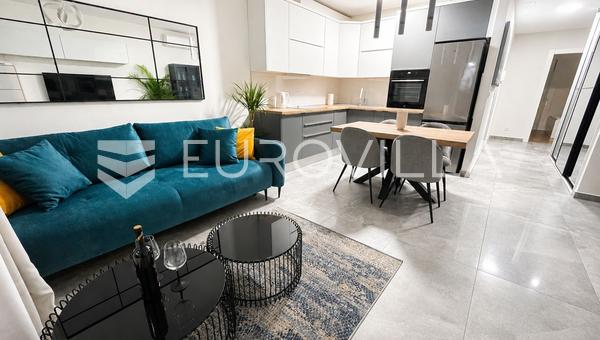 Appartement met één slaapkamer, Znjan
