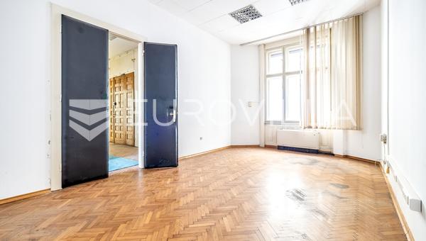 Zagreb, Centar, Draškovićeva ulica, poslovni prostor 247 m², prvi kat