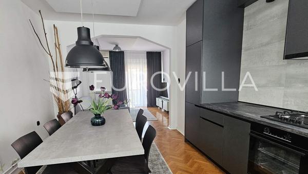 Osijek, Industrijska četvrt, moderan četverosoban stan u kući za najam, površine 130 m²