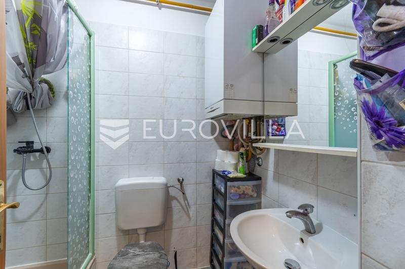 Varaždin, Hallers, apartamento espaçoso e mobilado de quatro quartos num edifício residencial mais pequeno - 8