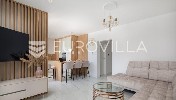 Trogir, Marina, beautiful two-bedroom apartment first row to the sea swimming pool and gym