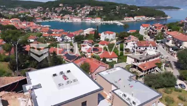 Hvar, Jelsa, dvosobni apartman na 1. katu