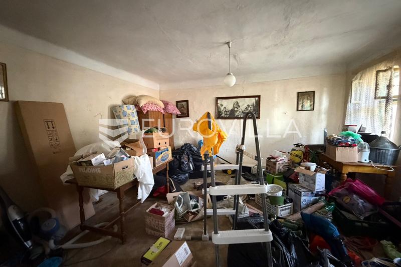 Satnica Đakovacka - Enonadstropna hiša z velikim potencialom, 18 m fronte - 7