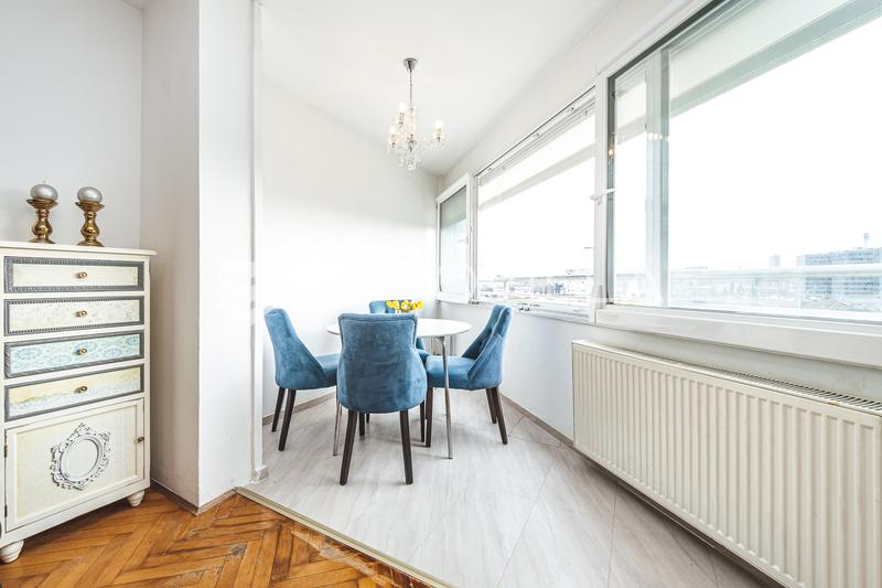 Zagreb, Branimirova, prekrasan dvosoban stan 35,48 m²