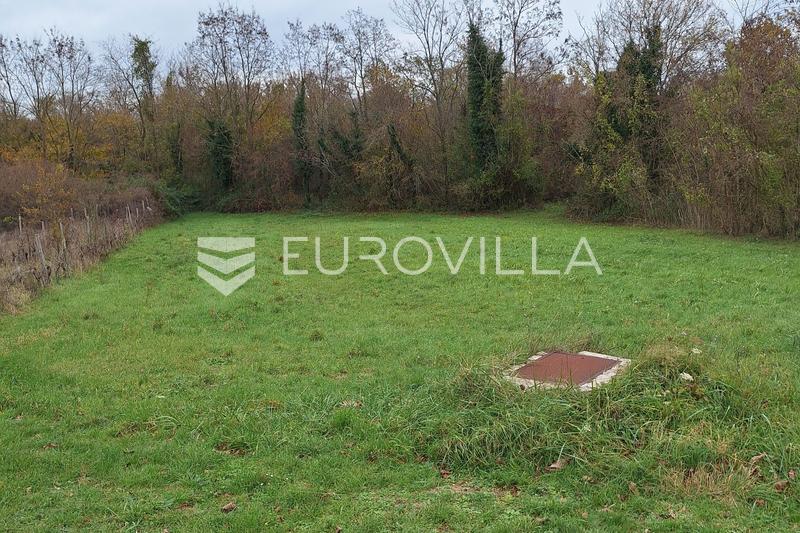 Raša, Topid - građevinsko zemljište na mirnoj lokaciji