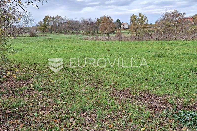 Raša, Topid - građevinsko zemljište na mirnoj lokaciji