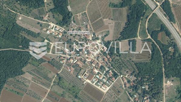 Ístria, Visnjan - Terreno edificável de 735 m² com vista para o mar