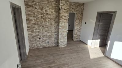Lužani, Oriovac, Renoviran trosobni stan, 62 m²