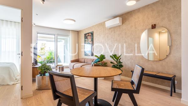 Split, Bel Etage, apartamento de diseño con plaza de garaje, primer alquiler