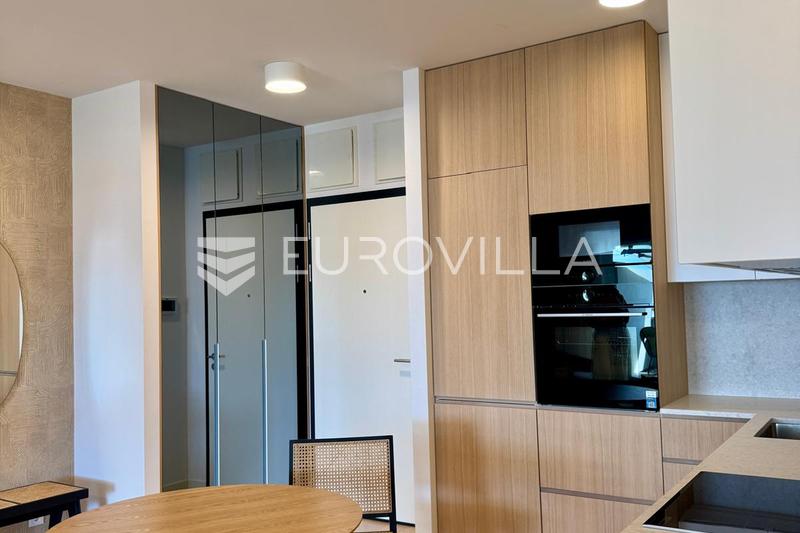 Split, Bel Etage, designový byt s garážovým stáním, první pronájem - 10