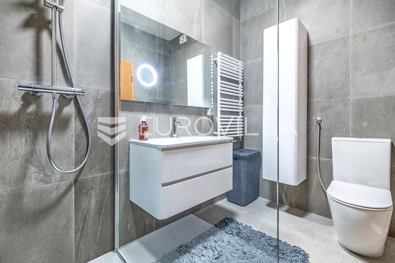 Zagreb, Vrhovec, välskött tvårumslägenhet på 90 m² på förhöjd bottenvåning - 8