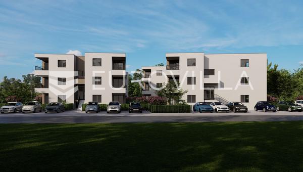 Sibenik, modern markplanslägenhet med terrass och parkering, 57,83 m²