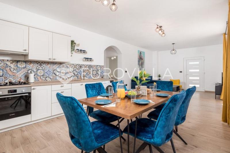Posedarje, Slivnica, House with swimming pool and established tourist rental - 13