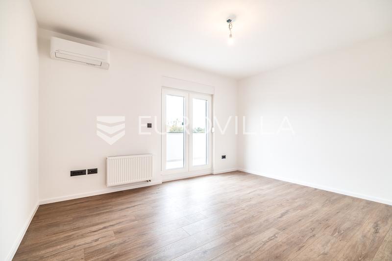 Zagreb, Vukomerec, treværelses penthouse, kontorlokaler i nybyggeri, 90 m², PARKERING - 7