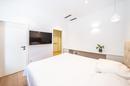 Zagreb, Pantovcak - lujoso apartamento de tres dormitorios con jardín, terraza, garaje - 8