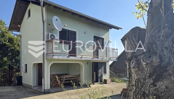 Zagreb, Veliki Vrh - 90 m² Weekend House with Orchard on a 1,440 m² Plot