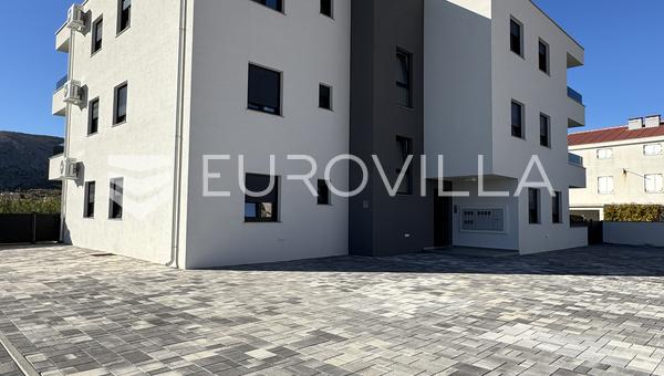 Isla de Pag, Pag, apartamento de dos dormitorios con jardín cerca del mar S3