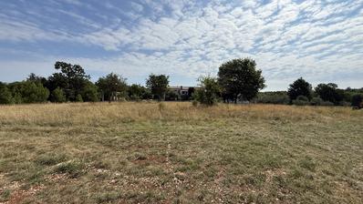 Ístria, Smoljanci - terreno para construção de 707 m², localização tranquila