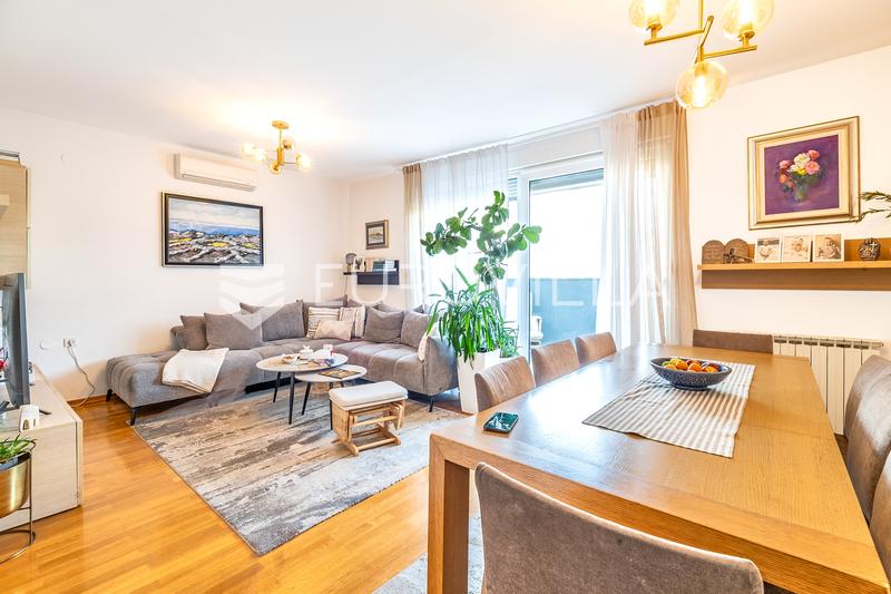 Zagreb, Špansko, predivan četverosoban stan površine 110 m² - 2