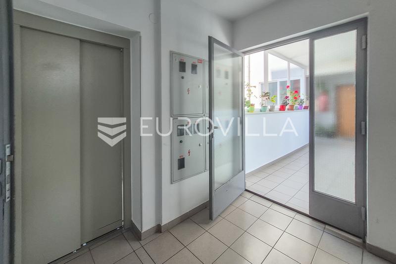 Zagreb, Špansko, predivan četverosoban stan površine 110 m² - 12