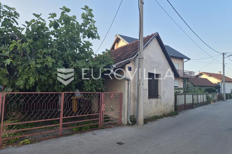 Záhřeb, Donja Dubrava, dům 102 m² na pozemku 150 m² - 4