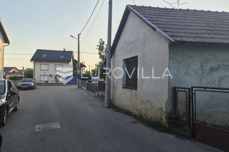 Záhřeb, Donja Dubrava, dům 102 m² na pozemku 150 m² - 3