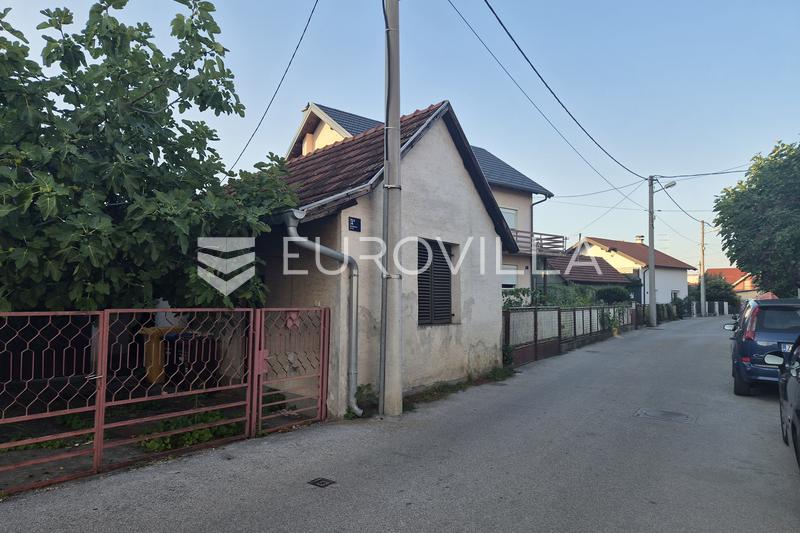 Záhřeb, Donja Dubrava, dům 102 m² na pozemku 150 m² - 5