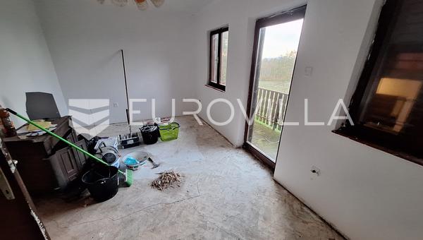 Karlovac, Popović Brdo, hiša 130 m² na parceli 5.250 m²