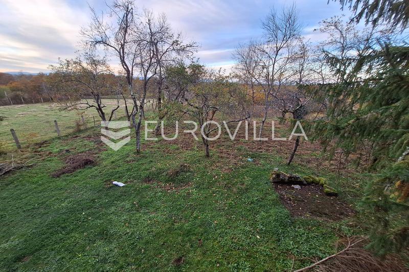 Karlovac, Popović Brdo, hiša 130 m² na parceli 5.250 m² - 6