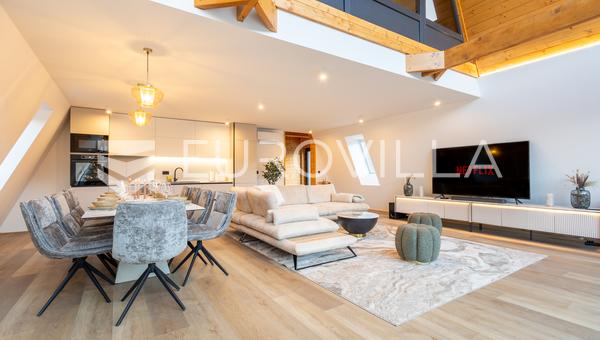 Delnice'de, 298 m² alana sahip, havuzlu özel villa