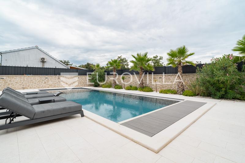 Zadar, Žerava - Luxury Stone Villa of Approx. 360 m², 5 En-Suite Bedrooms, Heated Infinity Pool - 23