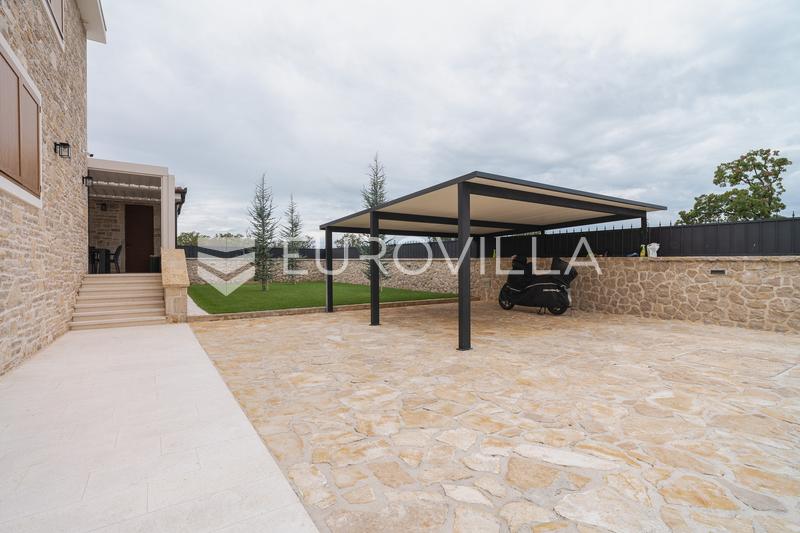 Zadar, Žerava - Luxury Stone Villa of Approx. 360 m², 5 En-Suite Bedrooms, Heated Infinity Pool - 39