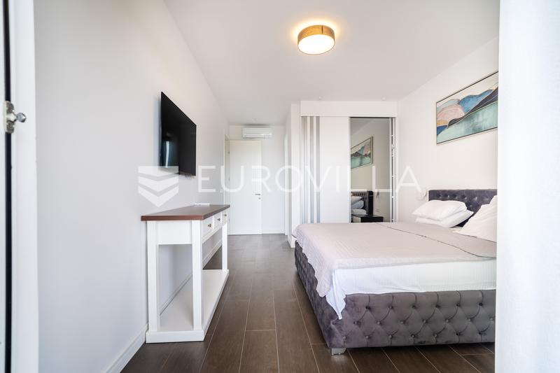 Zadar, Žerava - Luxury Stone Villa of Approx. 360 m², 5 En-Suite Bedrooms, Heated Infinity Pool - 6