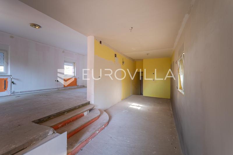 Varazdinske Toplice, Martinkovec, casa com potencial - 3