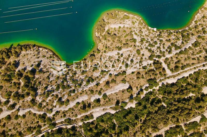 Šibenik, Martinska, agricultural land first row to the sea, 20394 m²