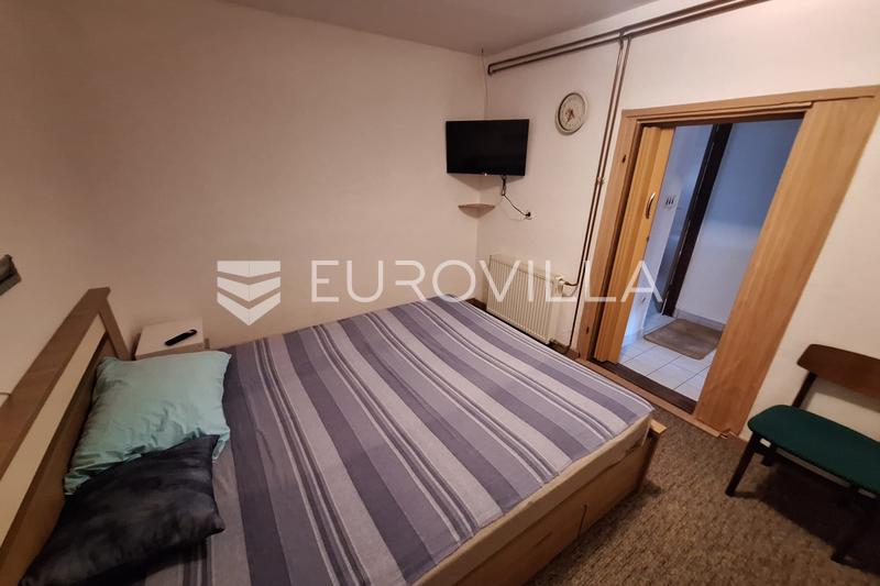Karlovac, Zadobarje, Haus 225 m², renoviert, voll ausgestattet - 11