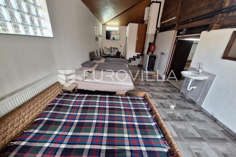 Karlovac, Zadobarje, Haus 225 m², renoviert, voll ausgestattet - 15