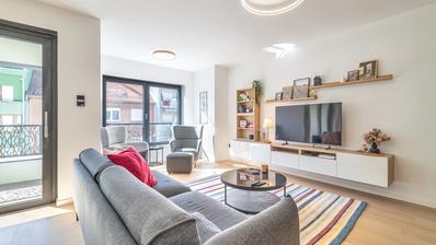 Zagreb, Trešnjevka, trosoban stan 112 m² s garažnim parkirnim mjestom
