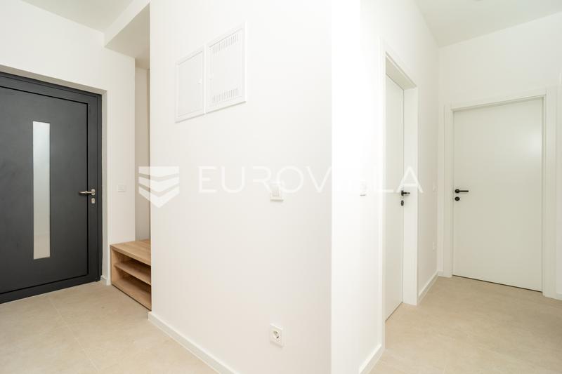 Zadar, Kožino, modern two-bedroom apartment with a garden in an excellent location - 12