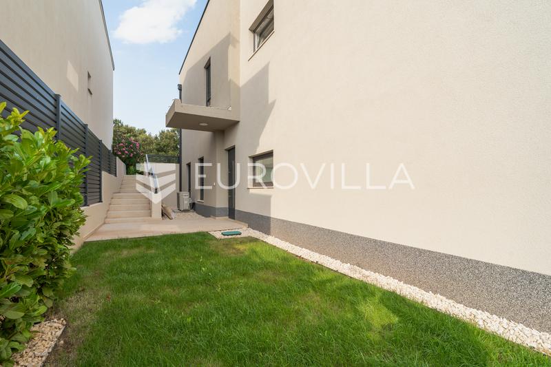 Zadar, Kožino, modern two-bedroom apartment with a garden in an excellent location - 7