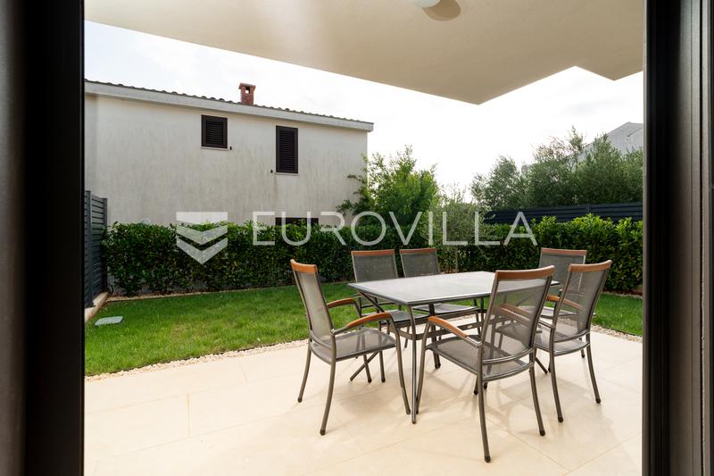 Zadar, Kožino, modern two-bedroom apartment with a garden in an excellent location - 6