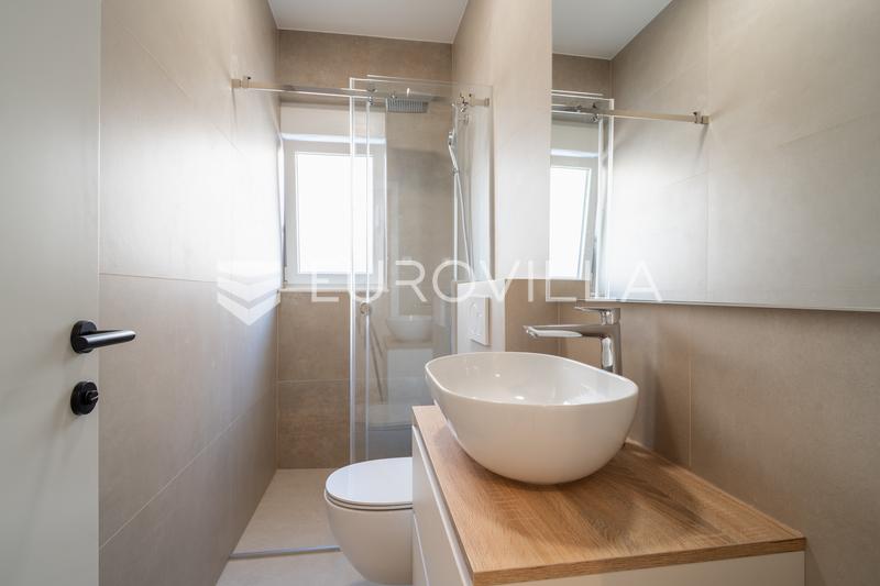 Zadar, Kožino, modern two-bedroom apartment with a garden in an excellent location - 25