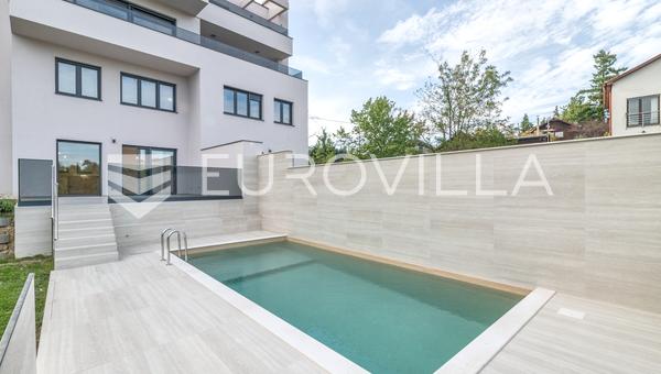 Zagreb, Šestine, lüks üç odalı daire, yüzme havuzlu, YENİ BİNA, NKP181 m2 + 2 Otopark