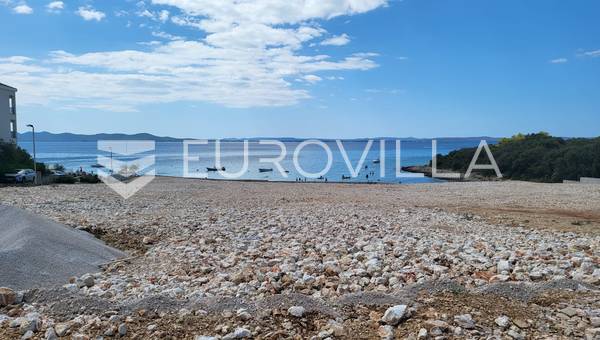 Zadar, Kozino, terreno edificable en primera línea de mar