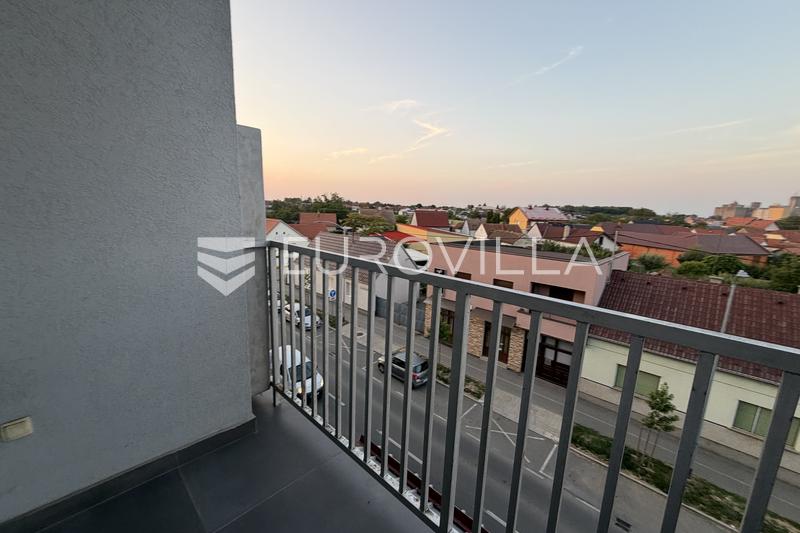 Đakovo, Centar, Prostran trosoban stan od 112 m² u zgradi s liftom - 40